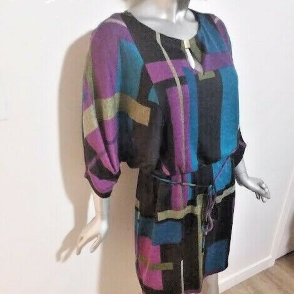 Medium Shift Dress Multicolor Color Block Batwing Sleeves Round Neck